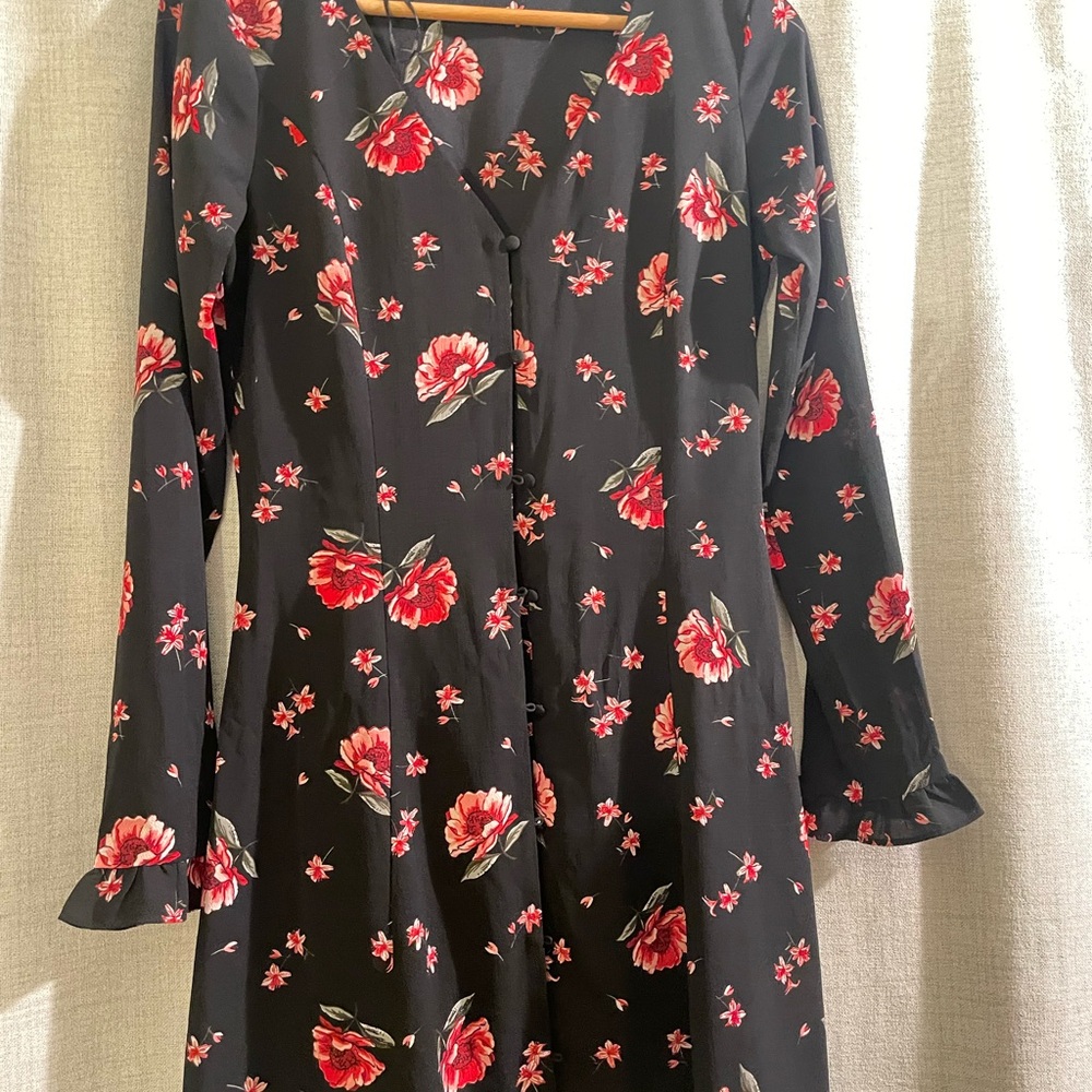 Flower pattern Dress - Picture 4 of 5